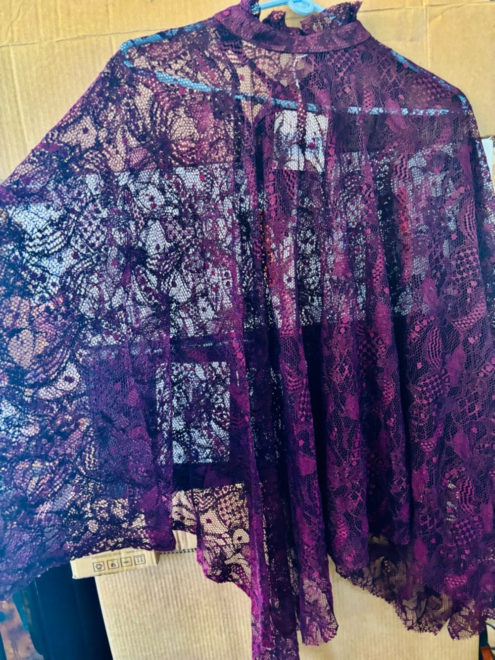 OKY Event Lace Cape with Cami made in Spain. Burgundy/Wine.  Euro 34 - Picture 5 of 8